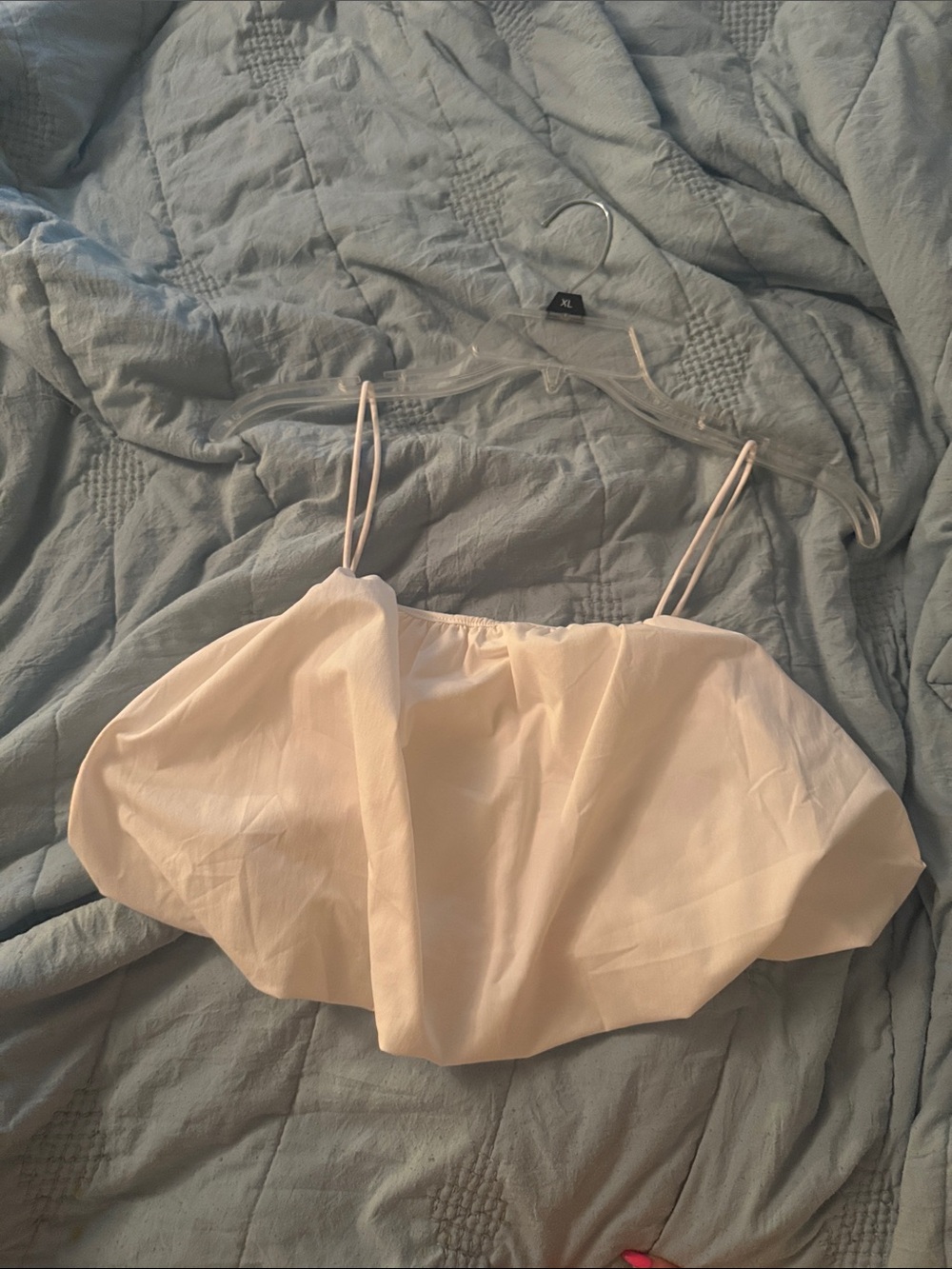 H&M white bubble crop top. Size XS.